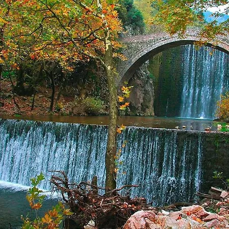 Tο ξυλόσπιτο του μύλου των ξωτικών *
